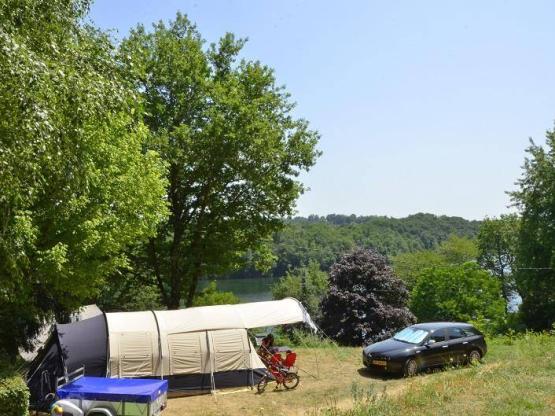 Privilege Package (1 tent, caravan or motorhome / 1 car / electricity 6A) + Water point