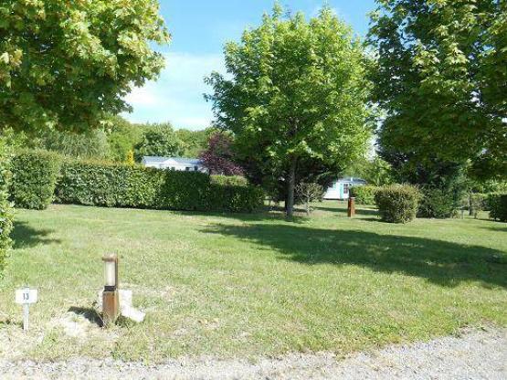 Grand Confort pitch - Electricity 10A - Water - Drainage point - Z3