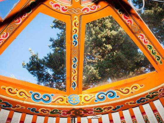 Traditional Mongolian Yurt 20m ² + terrace