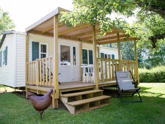 Mobile home (Wednesday)