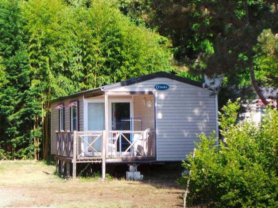 Mobilhome Bébé Standard 34m² 3 habitationes + terraza + TV + aire acondicionado + kit bébé