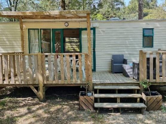 Mobil home (2 adults + 3 children)