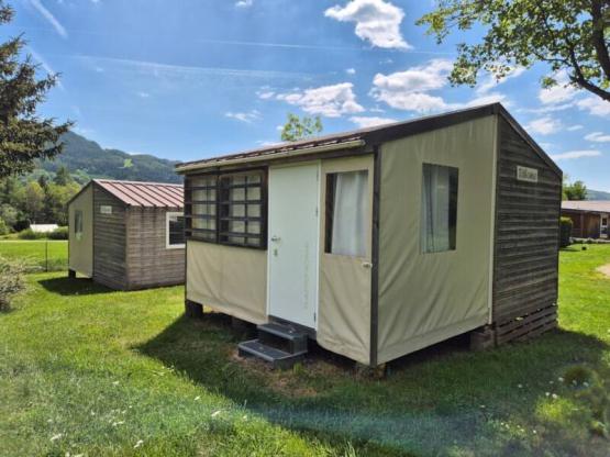 Bungalow Tithome 20m², without toilet block (2 bedrooms)