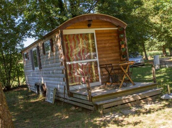 Gipsycar Standard 20m² (1 bedroom) without private facilities