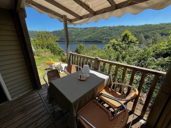 Mobil home Confort 23 m² (2 bedrooms) + sheltered terrace 7 m²