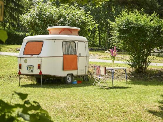 Pitch + caravan or tent
