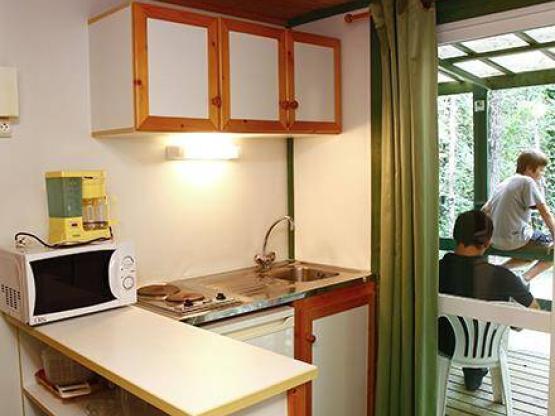 BUNGALOW Classic 4pers 30m² overdekt terras 2 kamers