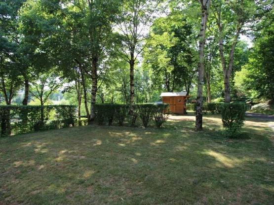 Pitch: car + tent/caravan or camping-car + electricity