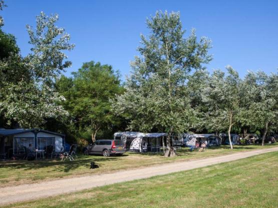 Premium 160-250m² Strom + Fließwasser- und Abwasseranschluss