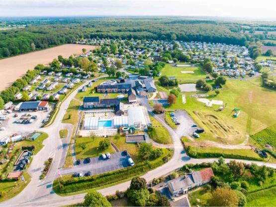 Large Camping-Car Pitch on grass and sand