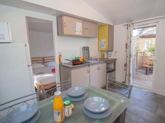 Mobilhome Provence Sérénité  25 m² Spa - Private hot Tub - 3 rooms - 2 bedrooms - Air conditioning