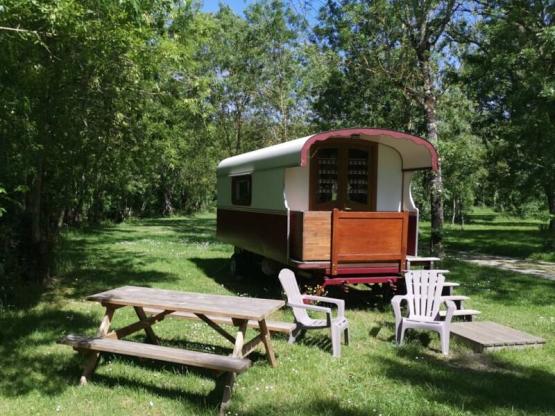 Gipsycar 10m² (without private facility)