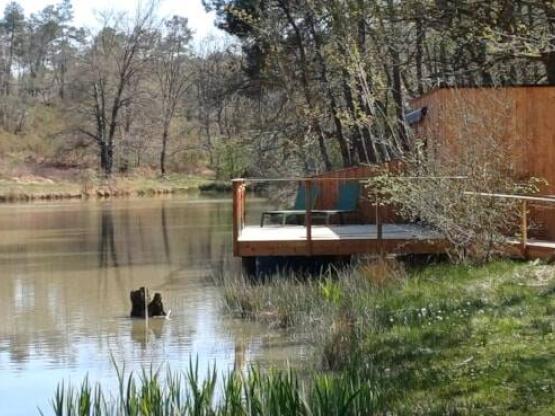 AQUALODGE NATURE©, floating house 30 m² with the breathtaking view of the lake,TV