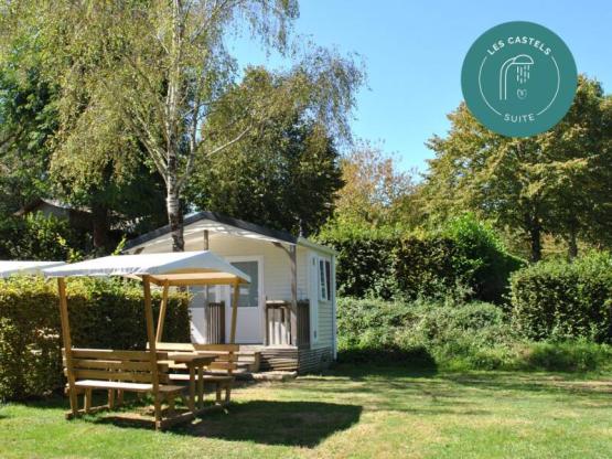 PRIVATE SANITARY PITCH - Elect. 16A + Water + Drainage + 45L Fridge