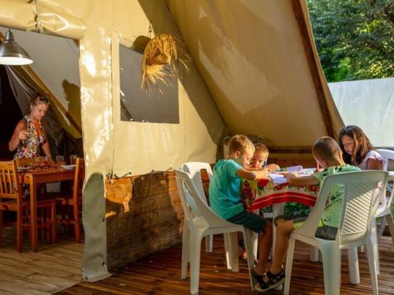 Tent Lodge Amazone 22m² on piles - without toilet blocks