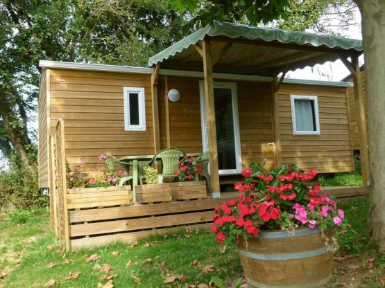 COTTAGE TRIGANO BARDAGE BOIS 2 zimmer 25m²  + überdachte Terrasse