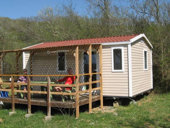 Mobile home Confort + 32m² (3 bedrooms) + sheltered terrace