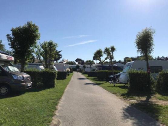 Package : Pitch + 1 car + electricity