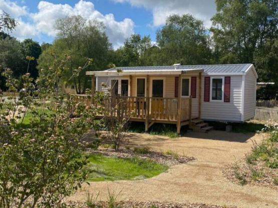 Mobilheim SIMPLY RIVIERA 3 Zimmer + Terrasse + TV (32 m²/2013)