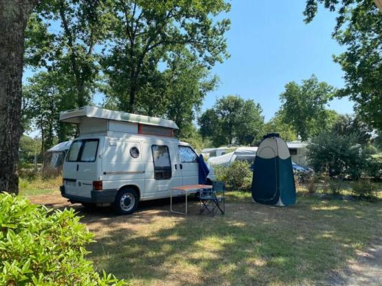 Comfort Package (1 tent, caravan or motor home / 1 car / electricity 10A)