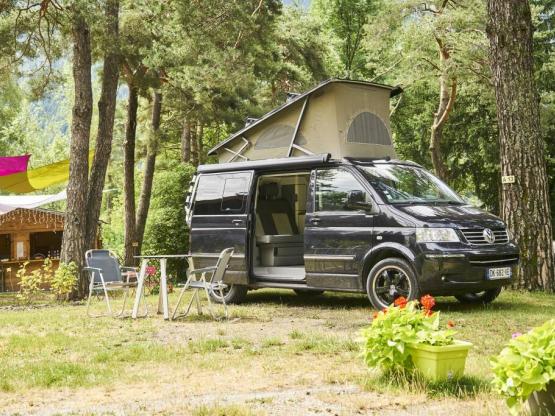 Pitch + camping-car