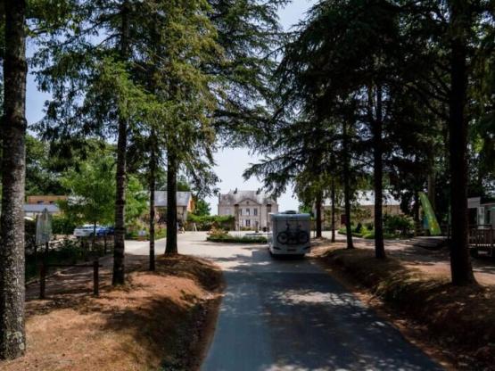 CORNER PITCH - with Electricity: 16A + Water + Drainage