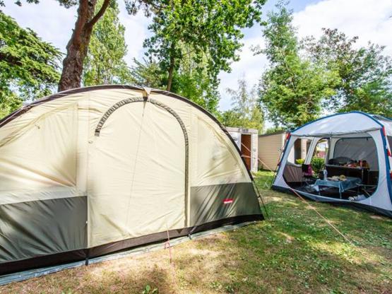 Confort Pitch - 120m² 1 car + electricity + equipment