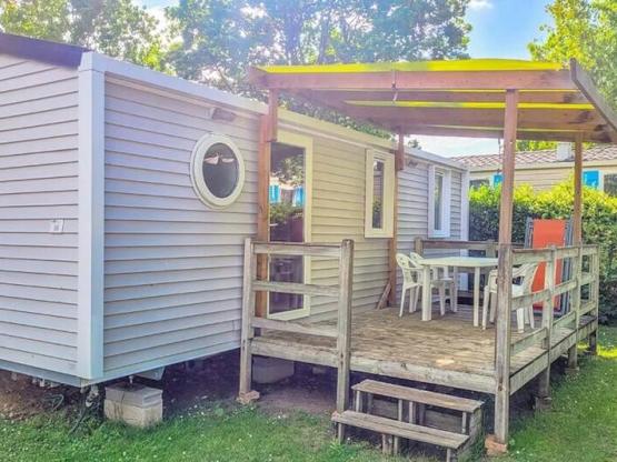 Mobile-home Family 29m² COMFORT - 3 bedrooms + sheltered terrace + TV