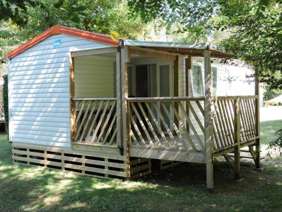 Mobilheim Komfort 28 m² (3 Schlafzimmer -TV) mit überdachte Terrasse 8 m²