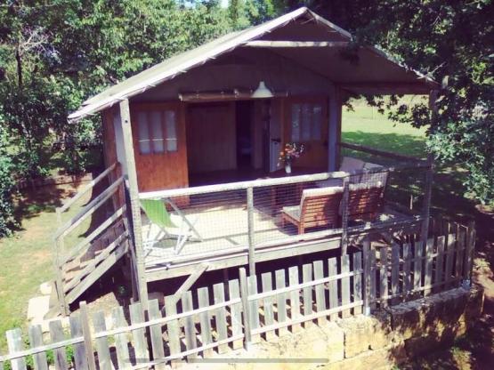 Wooden cabin Lodge perched 39m² 2 bedrooms 5 people - Rental from Saturday to Saturday in July and August.
