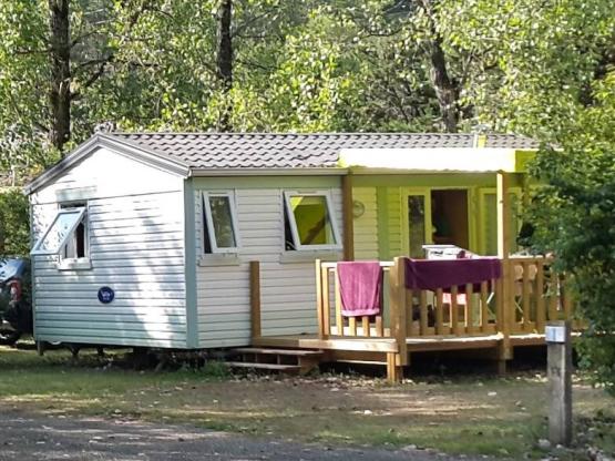 Mobile home  IRM with toilet block