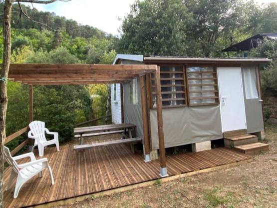 MOBIL-HOME Fifty without shower 4 adults + 1 child max 12 years