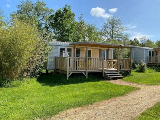 Mobilheim SIMPLY RIVIERA 2 Zimmer + Terrasse + TV (27 m²/2013)