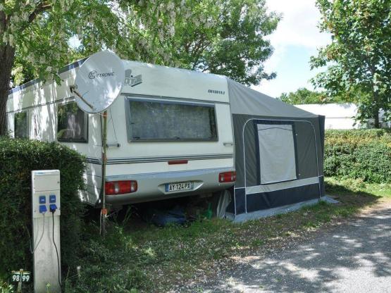 Basisprijs Comfortplaats (1 tent, caravan of camper / 1 auto / elektriciteit 6A)