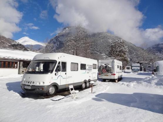 Motor-home pitch with electricity