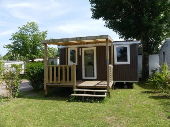 Mobilheim Confort 18m²  - 1 Schlafzimmer + gedeckte Terrasse + TV