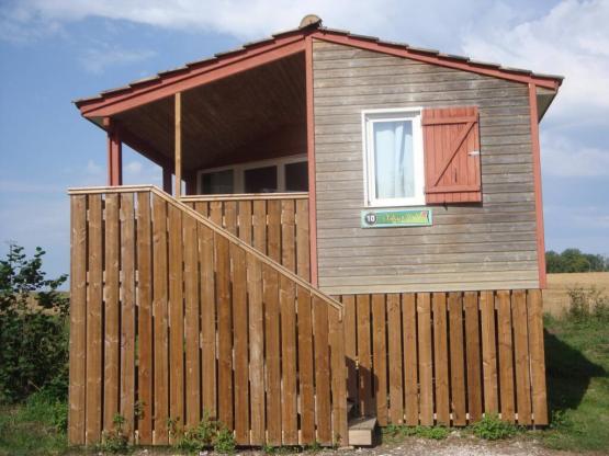 Chalet on piles "privilège" . N°8 N°9 N°10 N°18 N°32