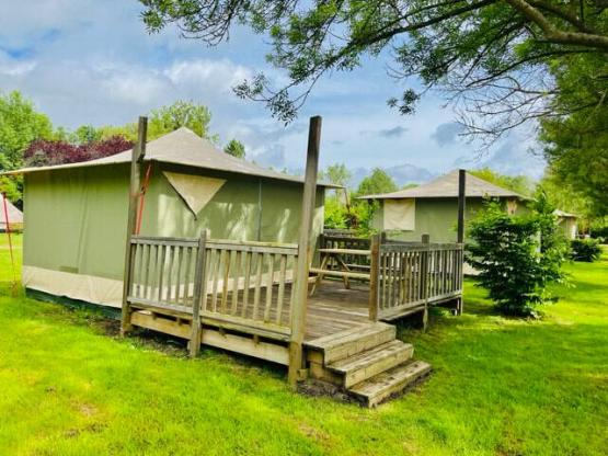 Canvas bungalow (2 bedrooms)