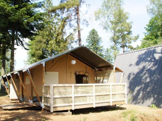 Tent SAFARI Premium 35m² (2 bedrooms) + half-covered terrace