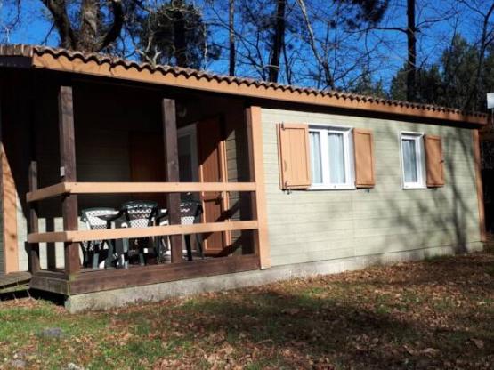 Chalet & television 2 bedrooms & air-conditioning
