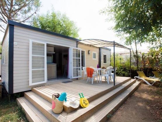 32-square-mete Mobil hom - 3 bedrooms - air conditioning