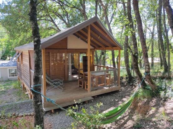 Lodge - Wood & Canvas Chalet 28 m² -  2 bedrooms with toilet blocks