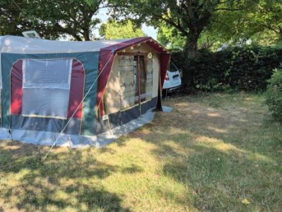 Comfort pitch from 80 to 100m² with 6A electricity