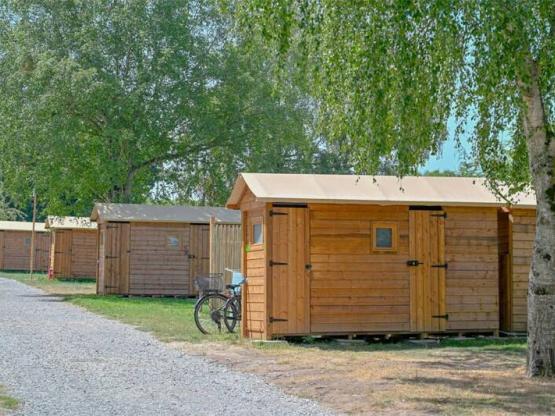 Air-Conditioned 1-Bedroom Mobile Home