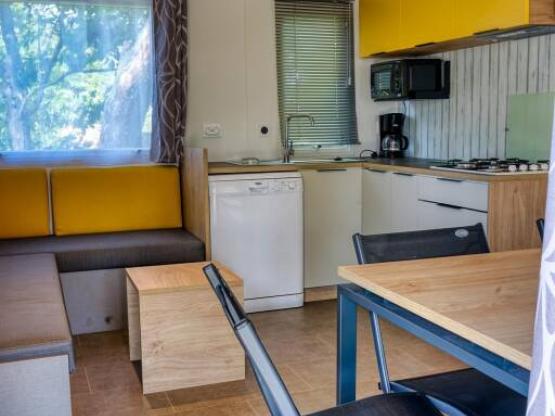 Mobile home BALNEO (AIR-CONDITIONING + tv + Dishwasher + Hot tub) 6