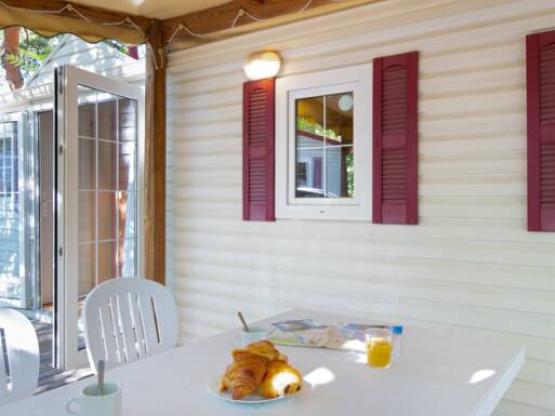 Mobile Home ZOLA 28 m2 air conditioned +10 years- 2 bedrooms - Terrace 15m2