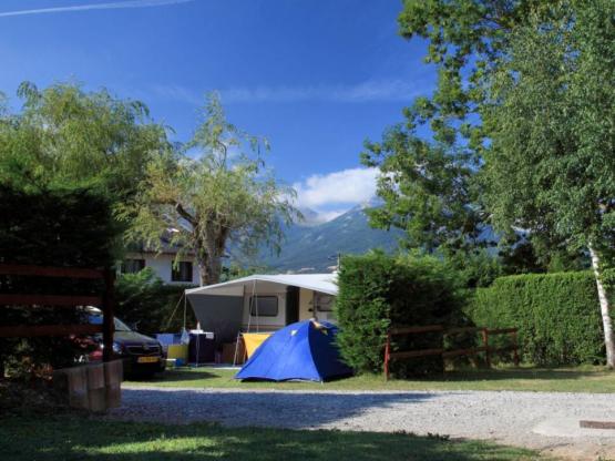 Comfort Package (1 tent, caravan or motorhome / 1 car / electricity 6A)