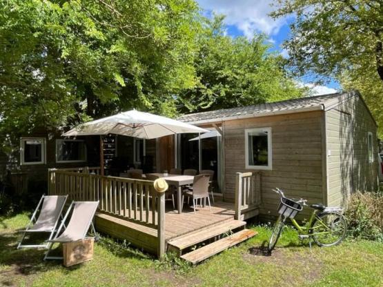 Hütte PREMIUM 3 zimmer 50m² + Terrasse + TV + Plancha + Klimaanlage