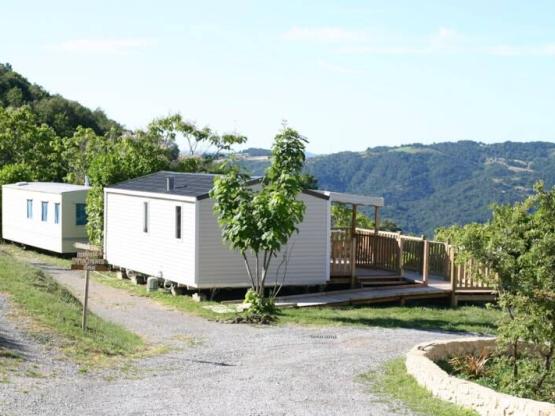 Mobile-home - adapted to the people with reduced mobility