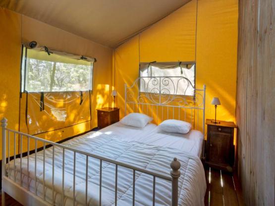 Tente Lodge LASCAUX 55m² with private facilities